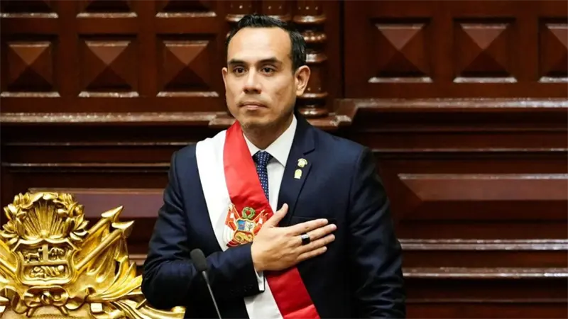 José Jerí asume como presidente interino de Perú tras destitución exprés de Boluarte